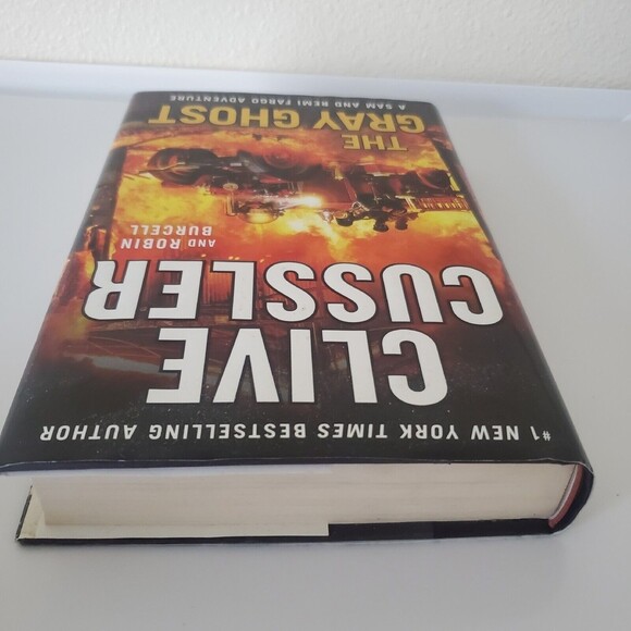 The Gray Ghost (A Sam and Remi Fargo Adventure) Cussler, Clive, Burcell, Robin - Picture 4 of 14